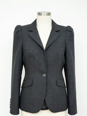 ZARA Classic Women's Dark Gray Single-Button Blazer
SIZE XS